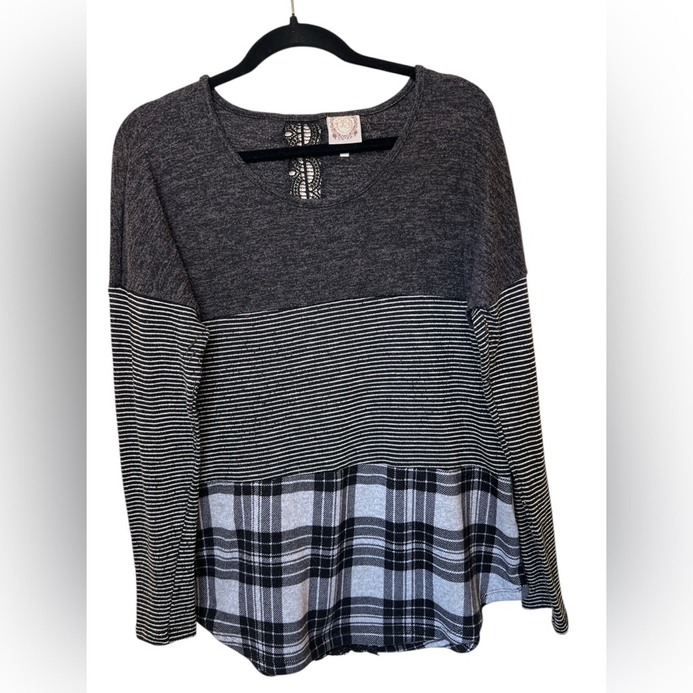 True Self Boho Mixed Media Knit Stripe Plaid Lace Back Top XL Cottagecore